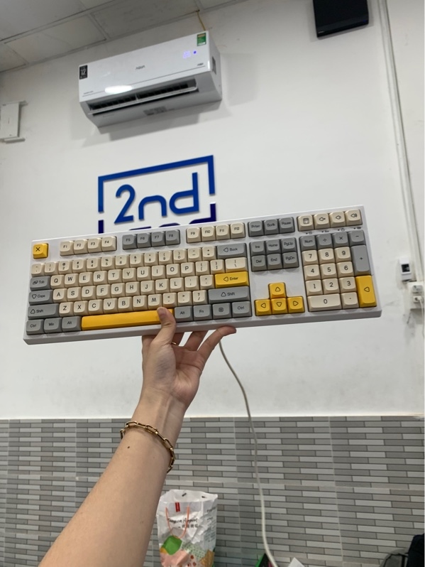 Bàn phím cơ Keycool KC108 - 1 mode - Màu trắng - Ngoại hình: 97% - Kèm dây