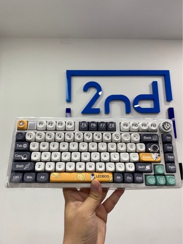 Bàn phím cơ không dây LeoBog HI75C Pro - 3 mode - Màu trắng - Ngoại hình: 99% - New Open Box
