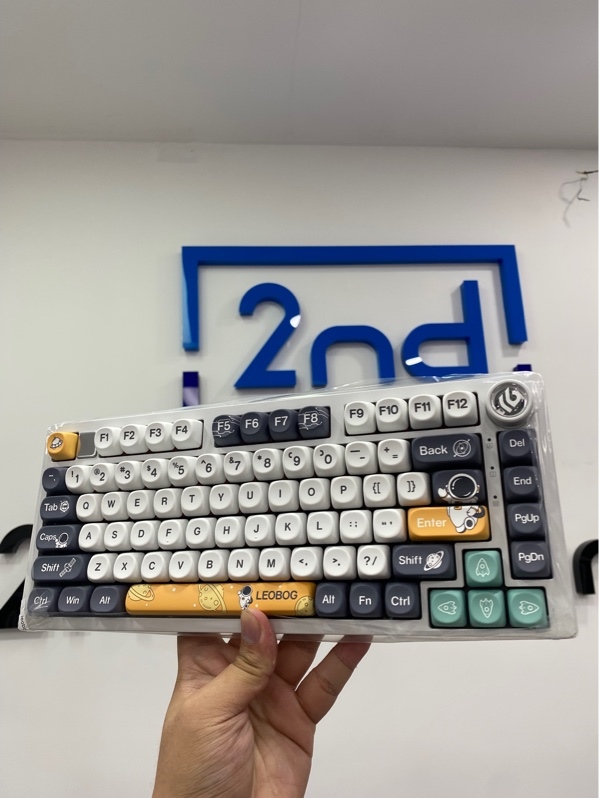 Bàn phím cơ không dây LeoBog HI75C Pro - 3 mode - Màu trắng - Ngoại hình: 99% - New Open Box