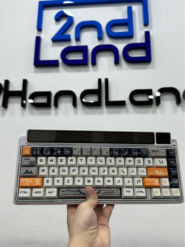 Bàn phím cơ LEOBOG AMG65 - 3 mode kết nối: dây, USB, Bluetooth - Màu trắng - Ngoại hình 98% - Fullbox