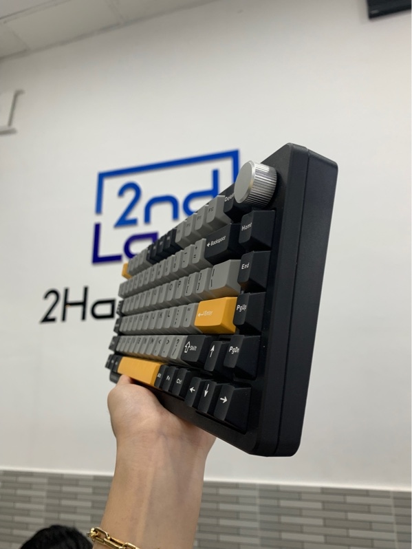 Bàn phím cơ Machenike K600 - 3 mode - Màu đen - Ngoại hình: 98% - Box