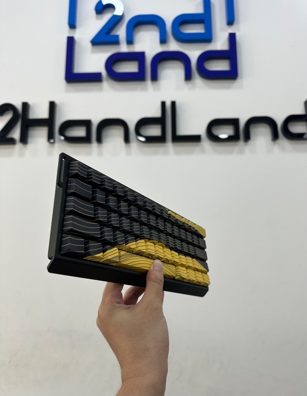 Bàn phím cơ Madlion MAD 60 HE - 1 mode dây - Màu đen - Ngoại hình 97% - kèm dây kết nối