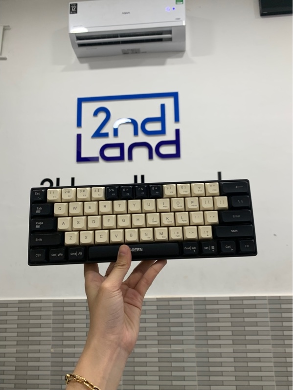 Bàn phím cơ mini có dây UGREEN USB - Màu đen nâu - Ngoại hình: 97% - Fullbox, kèm dây