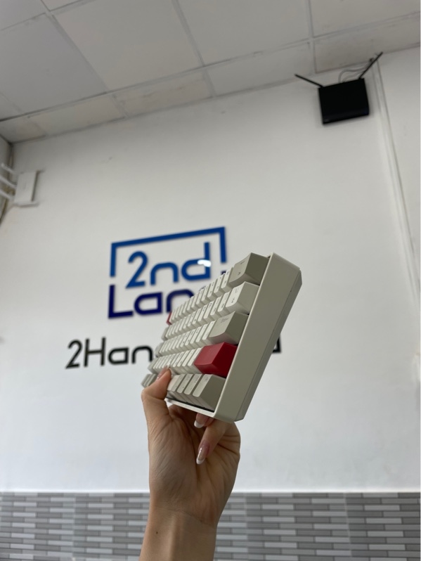 Bàn phím cơ Newmen GM 610 - Màu trắng - Ngoại hình: 97% - Ố - Box