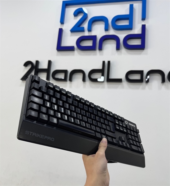 Bàn phím cơ Ozone Strike Pro Red Switch - 1 mode : dây - Màu đen - Ngoại hình 97% - Lờn khá nặng nhiều nút, nhiều phím bấm hơi dính, chết led nút (-) , trầy - Body ( SẢN PHẨM KHÔNG BẢO HÀNH ) 1