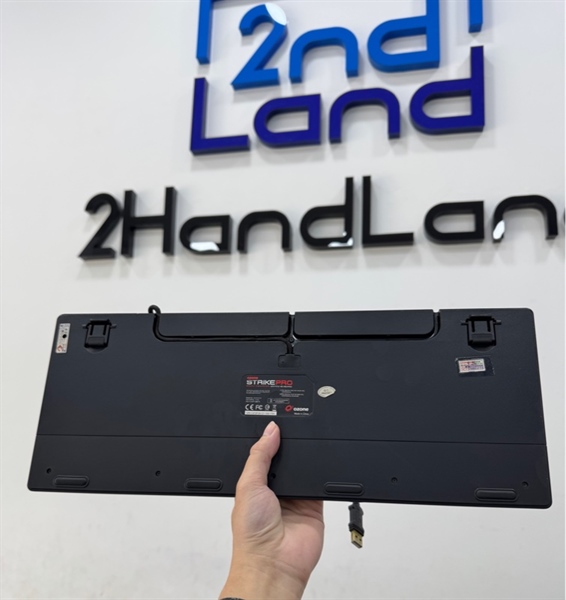 Bàn phím cơ Ozone Strike Pro Red Switch - 1 mode : dây - Màu đen - Ngoại hình 97% - Lờn khá nặng nhiều nút, nhiều phím bấm hơi dính, chết led nút (-) , trầy - Body ( SẢN PHẨM KHÔNG BẢO HÀNH ) 2