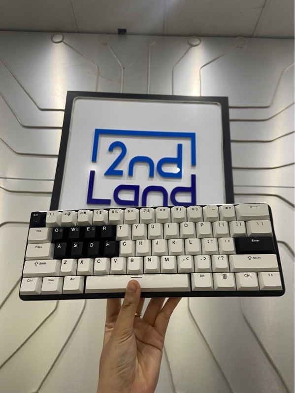 Bàn phím cơ Pulsar PCMK 3 HE 60% - 1 mode kết nối dây - Màu trắng - Ngoại hình: 97.5% - FullBox