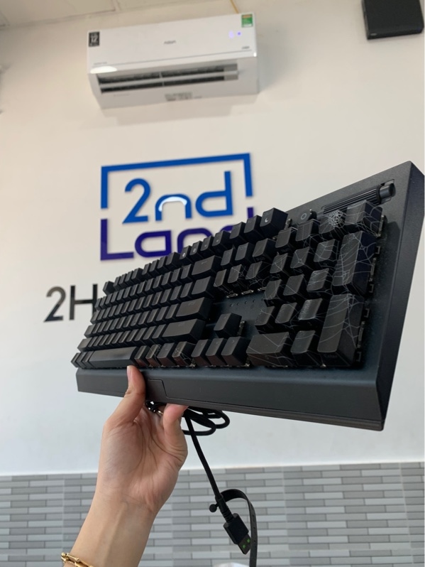 Bàn phím cơ Razer BlackWidow V3 - Kết nối có dây - Màu đen - Ngoại hình: 97% - Kèm box