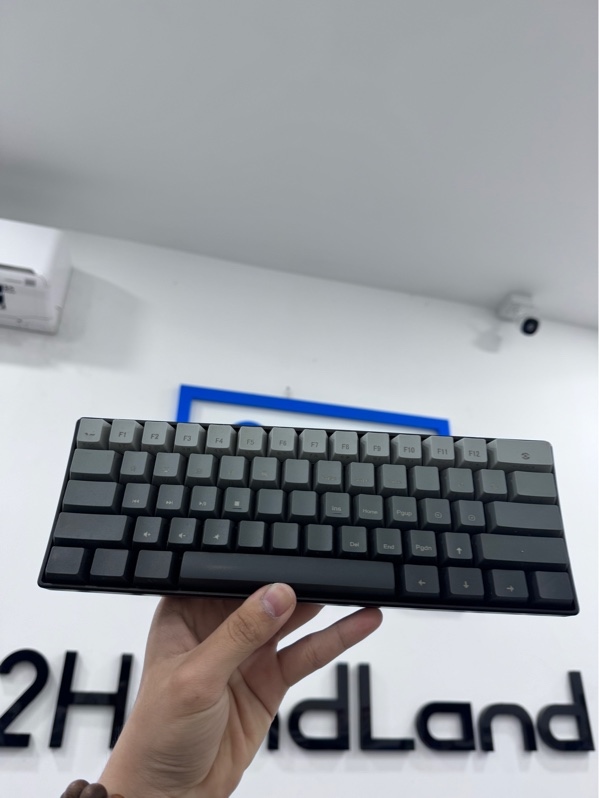 Bàn Phím Cơ Tiroshi BD61 - 1 mode dây - Màu xám - Ngoại hình 97% - Kèm dây usb-c