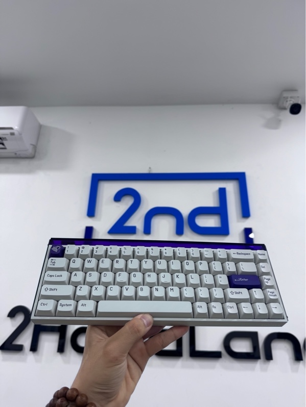 Bàn phím cơ từ tính Gaming MelGeek MADE68 Pro - 1 mode dây - Màu trắng - Ngoại hình 98% - Fullbox