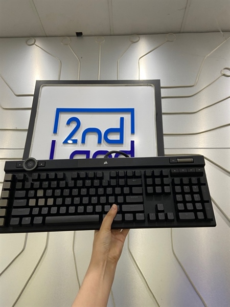 Bàn phím Corsair K100 RGB - Fullsize - Cherry MX Speed Switch - Màu đen - Ngoại hình: 98% - Body