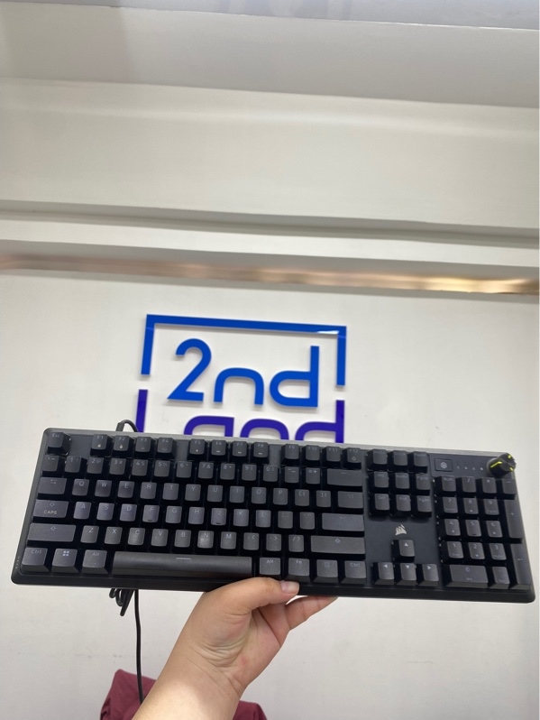Bàn phím corsair k70 core rgb - 1 mode dây - Màu đen - Ngoại hình 98% - Fullbox
