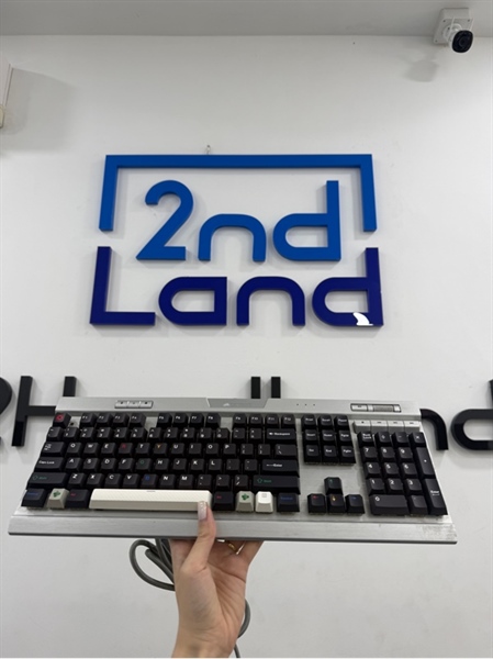 Bàn phím Corsair K70 RGB MK.2 SE - Màu bạc - Ngoại hình 98% - Ốc gỉ , keycap thay thế , lỗi 1 led - Kèm kê tay