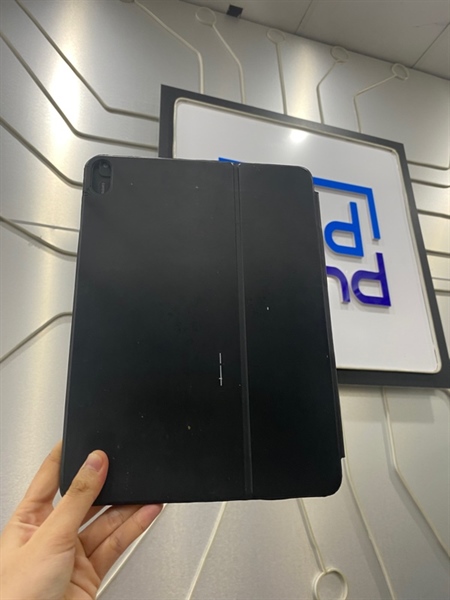 Bàn phím dành cho iPad 9.7 inch - Màu xám - Ngoại hình: 96% - Body