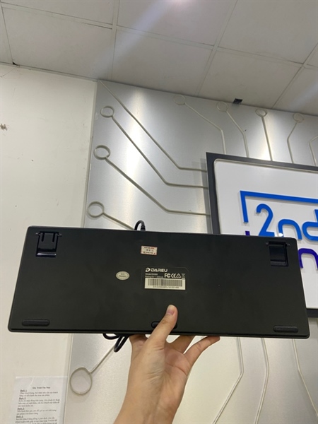 Bàn phím Dareu EK880 - 1 Mode dây kết nối - Màu đen - Ngoại hình: 97% - Phím rít - Body 1