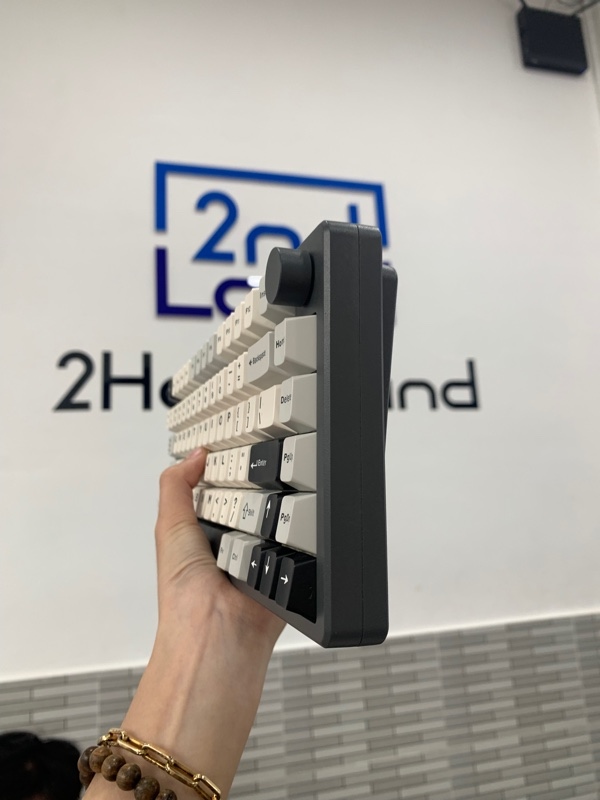 Bàn phím Dark Alien R83 - 1 mod dây - Màu xám - Ngoại hình: 98% - Body 1