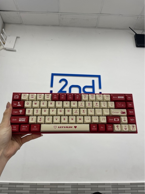 Bàn phím dây Ajazz AK680 Brown Switch - Màu đỏ trắng - Ngoại hình: 97% - Box