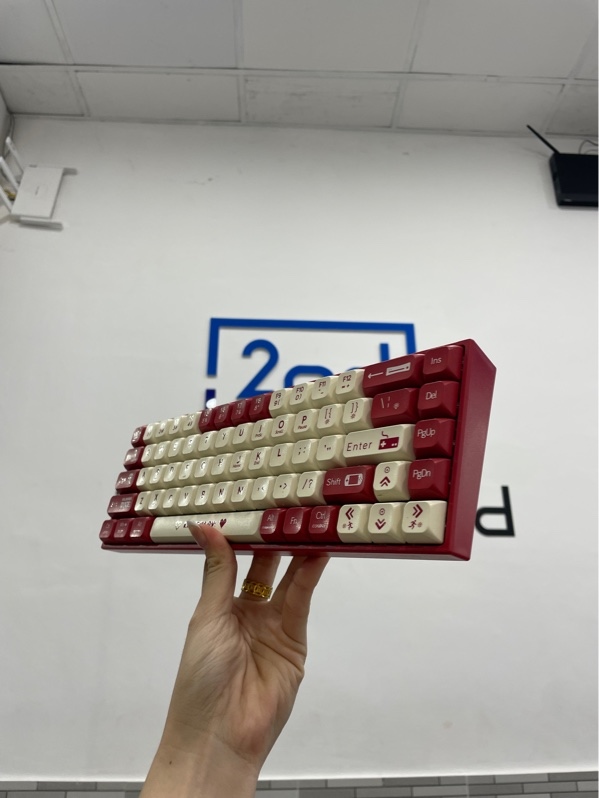 Bàn phím dây Ajazz AK680 Brown Switch - Màu đỏ trắng - Ngoại hình: 97% - Box