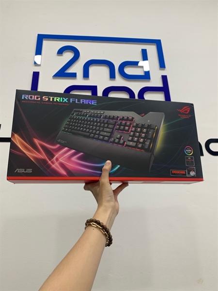Bàn phím dây Asus ROG Strix Flare - Màu đen - Ngoại hình: 97% - Fullbox