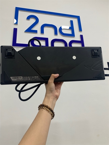 Bàn phím dây Asus ROG Strix Flare - Màu đen - Ngoại hình: 97% - Fullbox 3