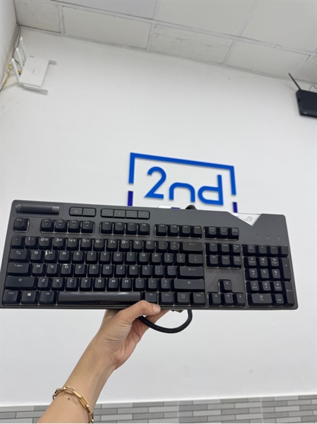 Bàn phím dây Asus ROG Strix Flare RGB XA01 - Màu đen - Ngoại hình 97% - Mất 2 đế - Body