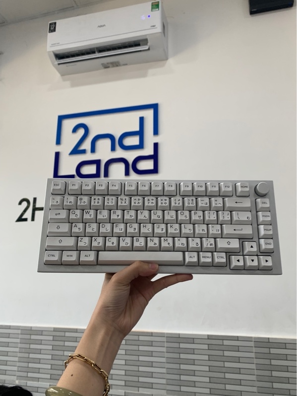 Bàn phím dây GMMK Pro 75 + switch SWK Sea Whale - Màu trắng - Ngoại hình: 98% - Fullbox