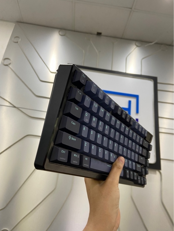 Bàn phím Edra EK375Pro - 3 mode kết nối (dây, receiver, bluetooth) - Màu đen - Ngoại hình: 98% - Kèm dây + receiver