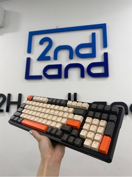 Bàn phím Edra EK398L - 2 mode: bluetooth,receiver - Màu đen - Ngoại hình 98% - Hở nhẹ bị ộp ẹp - Kèm receiver 1