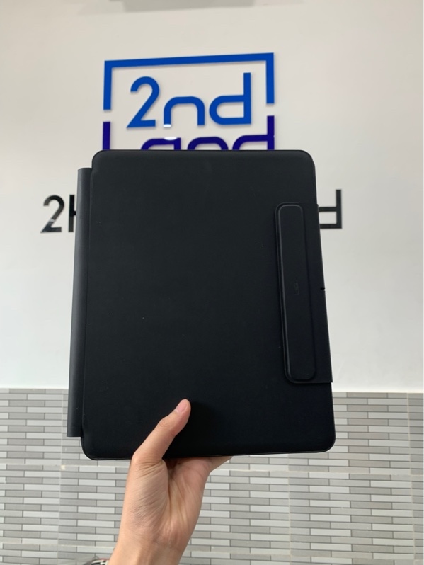 Bàn phím ESR MAGNETIC KEYBOARD CASE 360 - For iPad Air 12.9 inch - Màu đen - Ngoại hình: 98% - Fullbox