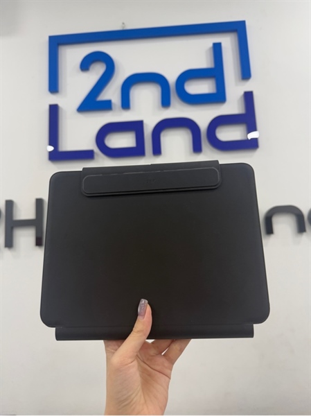 Bàn phím ESR magnetic keyboard case 360 rebound series - Model 6B014A - Màu đen - Ngoại hình 98% - Kèm Box 1