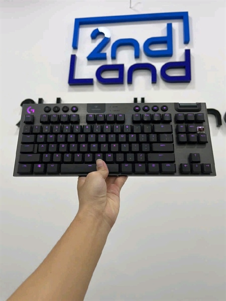Bàn phím Gaming Logitech G913 TKL Lightspeed Rgb Mechanical Tactile - 3 mode : dây , 2.4 , bluetooth - Màu đen - Ngoại hình 97%, thiếu 1 keycap PG UP- Kèm box , cáp , receiver