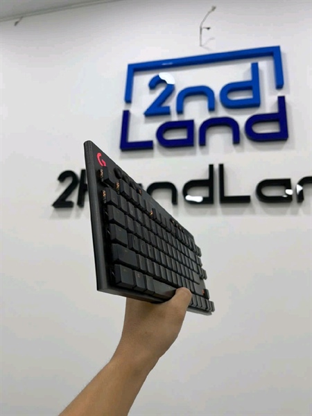 Bàn phím Gaming Logitech G913 TKL Lightspeed Rgb Mechanical Tactile - 3 mode : dây , 2.4 , bluetooth - Màu đen - Ngoại hình 97%, thiếu 1 keycap PG UP- Kèm box , cáp , receiver 1