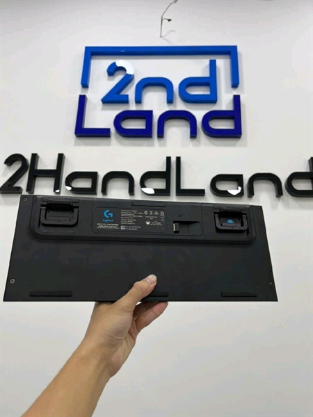 Bàn phím Gaming Logitech G913 TKL Lightspeed Rgb Mechanical Tactile - 3 mode : dây , 2.4 , bluetooth - Màu đen - Ngoại hình 97%, thiếu 1 keycap PG UP- Kèm box , cáp , receiver 2
