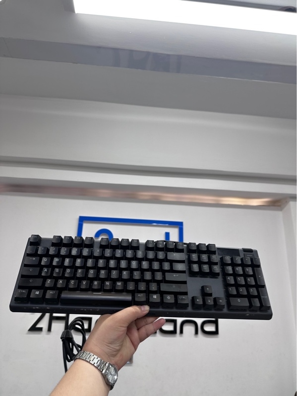 Bàn phím gaming SteelSeries Apex 5 (Model: KB-00013) - 1 mode dây - Blue Switch, có led - Màu đen - Ngoại hình 97% - Body