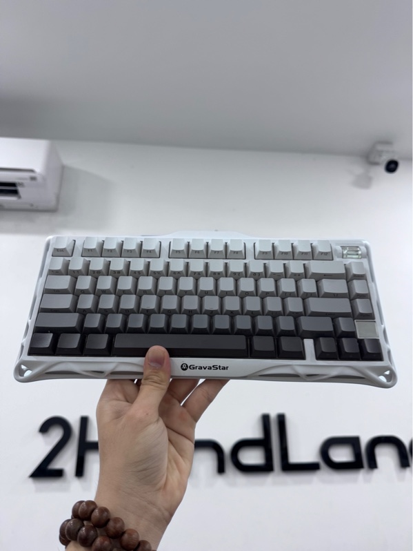 Bàn phím GravaStar GS K1 - 3 mode - Màu trắng - Ngoại hình 97% - Ố nhẹ - Kèm receiver, dây USB-C