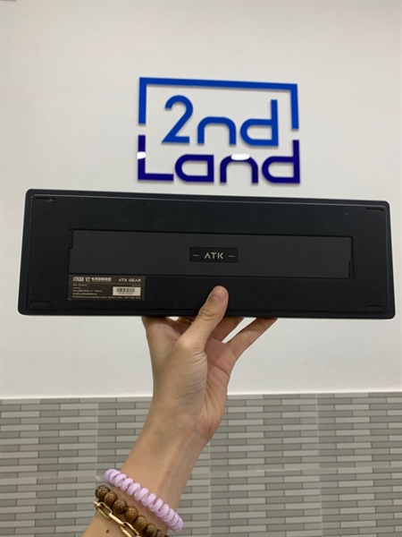 Bàn phím HE ATK 68 V2 Gradient Blue Rapid Trigger | 8000 Hz - Màu đen - Ngoại hình: 97% - Tróc sơn - Box 2