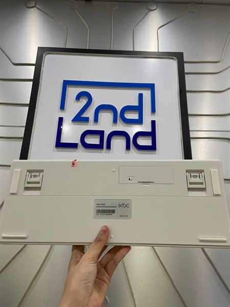 Bàn phím IKBC W200 - Blue Switch - 1 Mode: 2.4G - Không led - Màu trắng - Ngoại hình: 98% - Kèm Box + reseiver 3