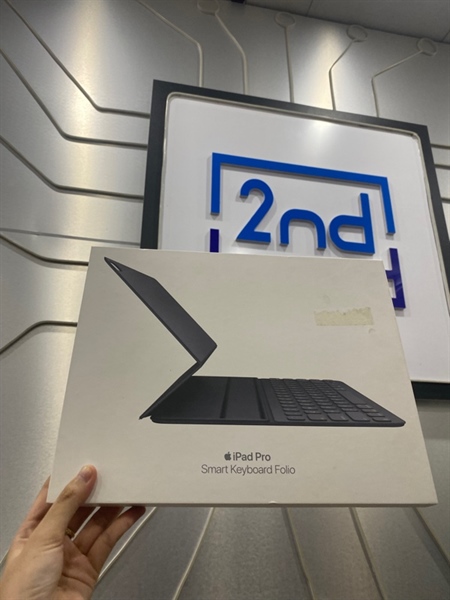 Bàn phím Ipad Pro Smart Keyboard Folio 12.9 inch - Màu đen - Ngoại hình: 99% - FullBox