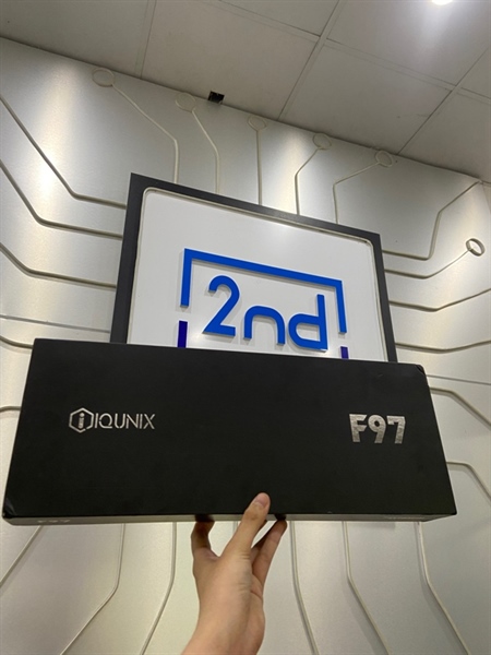 Bàn phím IQUNIX F97 Hitchhiker Wireless RGB - 3 Mode - Cherry Brown Switch - Màu kem - Ngoại hình: 98% - FullBox