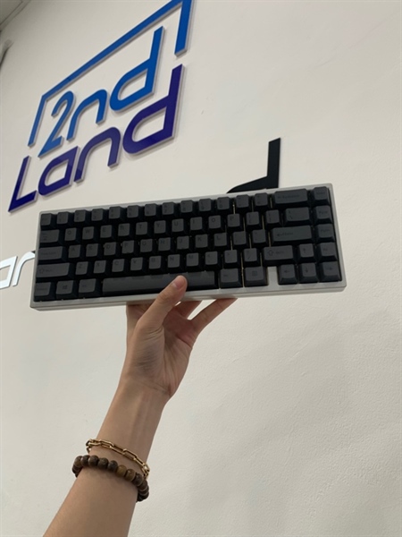 Bàn phím KBD 67 MKII - 1 mode dây - Màu trắng - Ngoại hình: 97,5% - Body