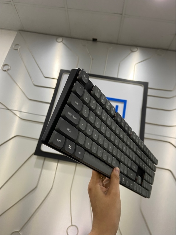 Bàn phím Keychron K5 Max - 3 mode kết nối (dây, 2.4hz, receiver) - Màu xám - Ngoại hình: 98% - Thiếu cây gắp keycap - FullBox