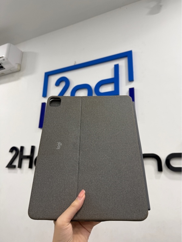 Bàn phím kiêm bao da Logitech Combo Touch For ipad pro - 12.9 inch - Màu xám - Ngoại hình 97% - Giãn cao su - Body