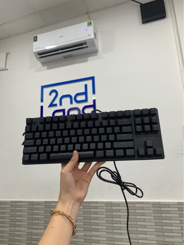 Bàn phím Leaven k550 - Màu đen - Ngoại hình: 96% - Trầy cấn góc nhẹ - Body
