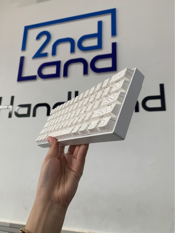 Bàn phím Leaven K61 - Màu trắng - Ngoại hình: 98% - Body