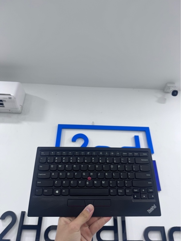 Bàn phím Lenovo Thinkpad TrackPoint Keyboard II - 2 mode receiver, bluetooh - Màu đen - Ngoại hình 98% - Phím mòn nhẹ - kèm 1 reciver