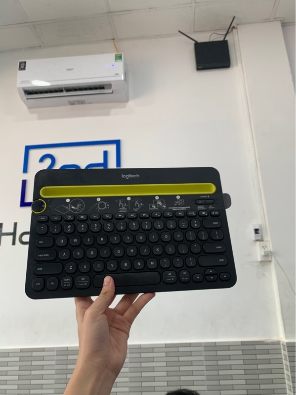 Bàn phím Logitech alto keys k98m - Màu trắng đen - Ngoại hình: 97% - Box