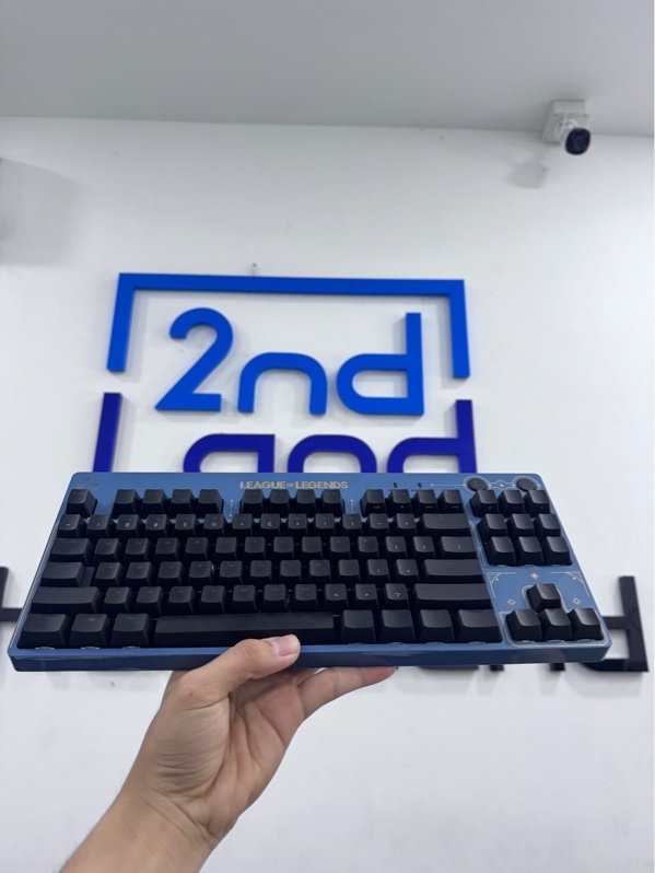 Bàn phím Logitech G Pro bản League of Legends - 1 mode - Màu xanh - Ngoại hình 98% - kèm box