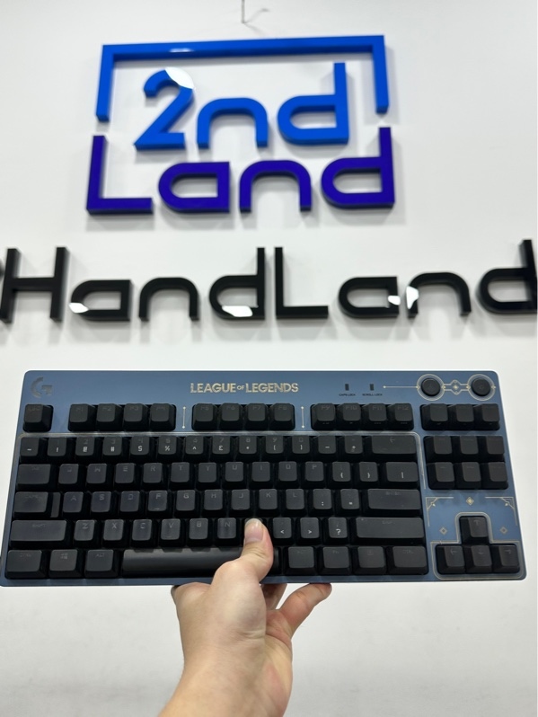 Bàn phím LOGITECH G PRO Yu0039 - Bản LMHT - 1 Mode dây - Màu xanh - Ngoại hình 97% - Bị cào nát SN/PN - Kèm dây