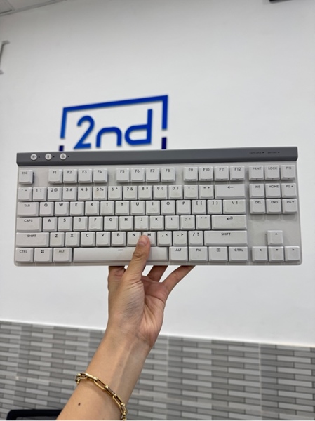 Bàn phím Logitech G515 TKL LightSpeed - 3 mode 2.4G + bluetooth + dây - Màu trắng - Ngoại hình 97% - Box 1