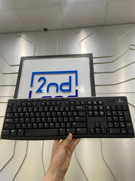 Bàn phím Logitech K270 - Màu đen - Ngoại hình: 97% - Mất 1 chân kê - Kèm receiver